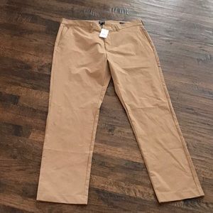 NWT Men’s Thompson Tech Pants